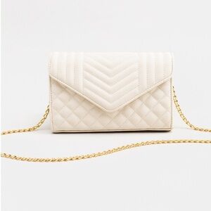 QUILTED CROSSBODY